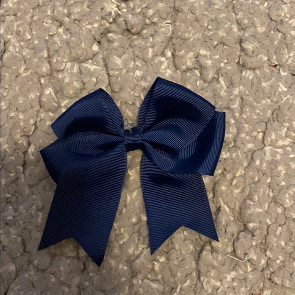 Hair bow